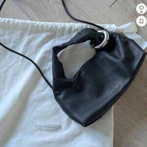 Studio Amelia black crossbody